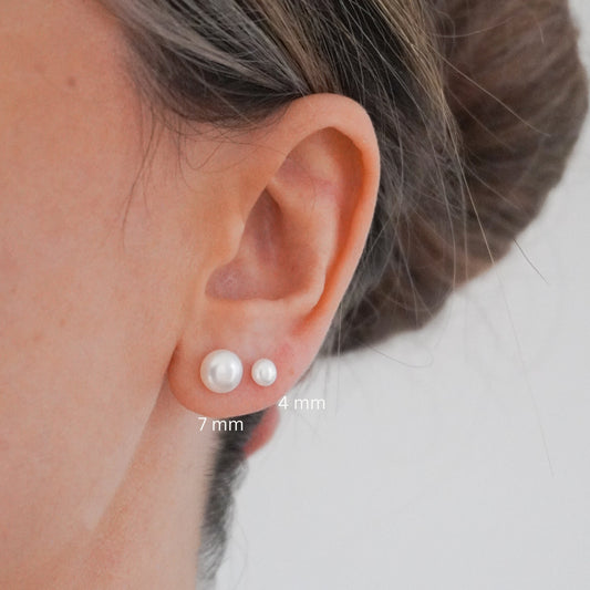 Pure Pearl Stud