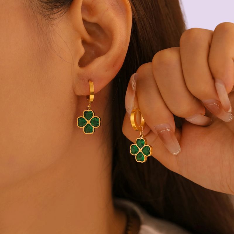 Emerald Clover Earrings